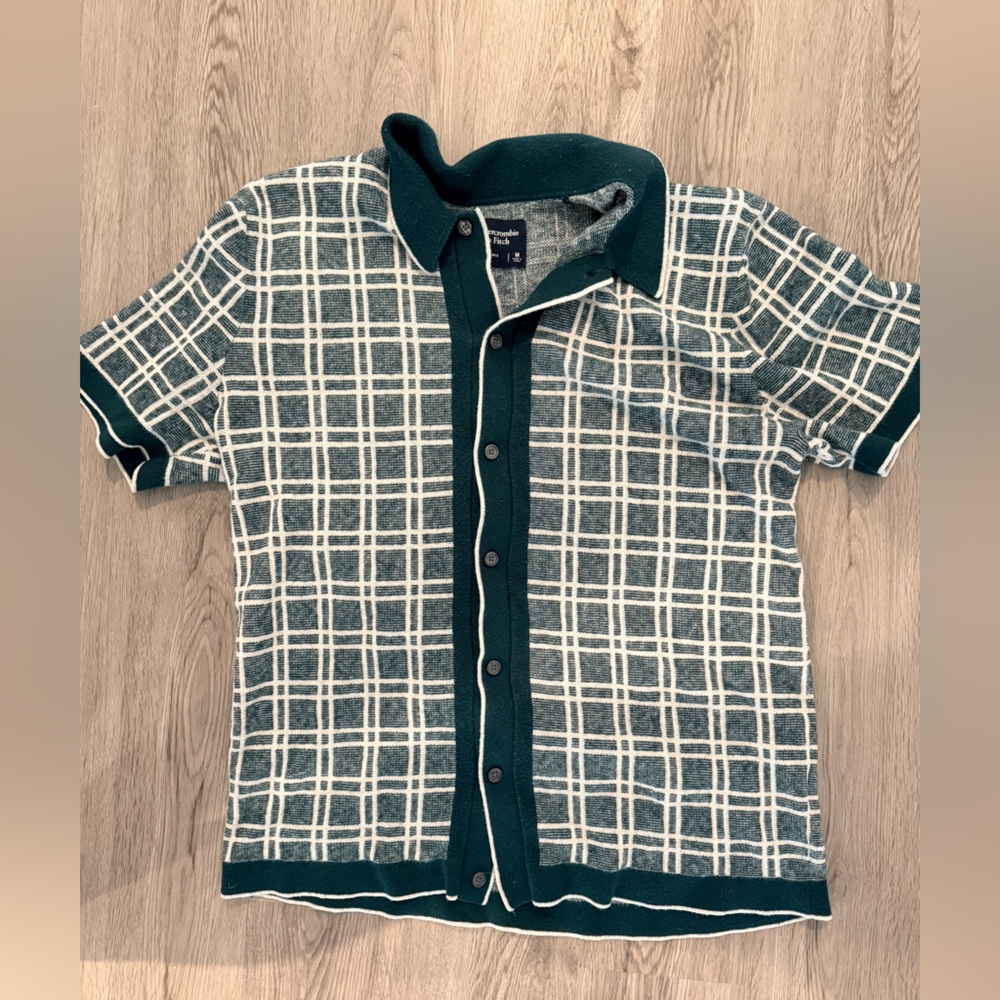 Abercrombie & Fitch Men’s sweater shirt